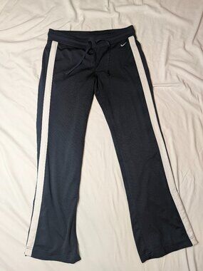 Y2K Nike Retro-Style Women’s Athletic Pants – Size Large  Vintage-inspired Nike